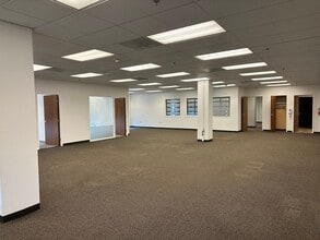 6443 SW Beaverton Hillsdale Hwy, Portland, OR for lease Interior Photo- Image 2 of 4
