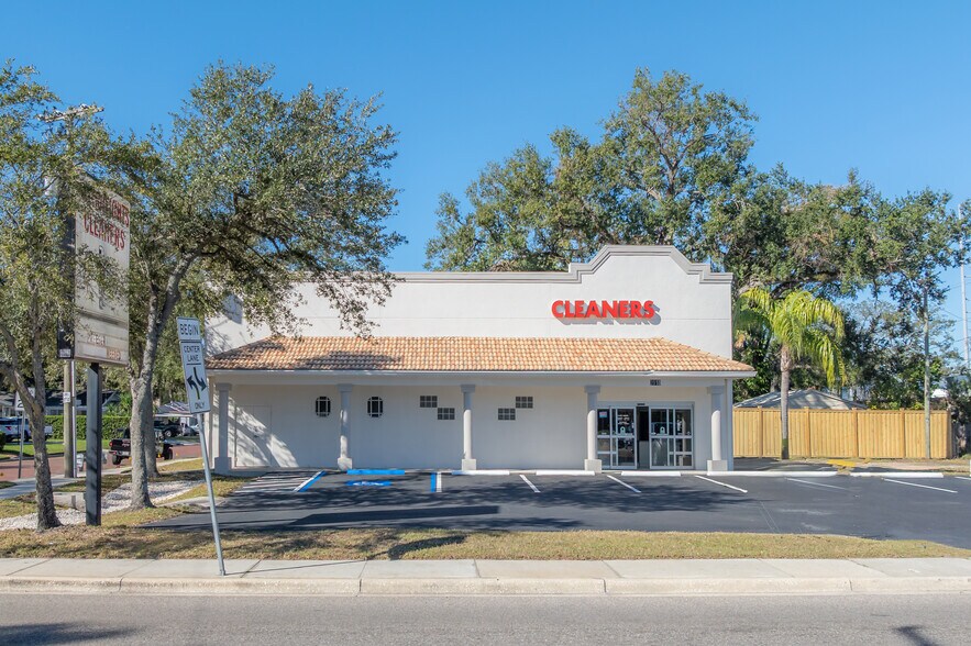 3918 N Boulevard, Tampa, FL à louer - Photo du bâtiment - Image 2 de 11