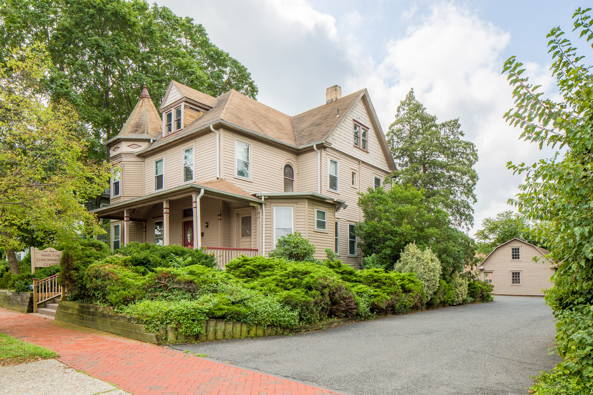 11 W Main St, Marlton, NJ à vendre Photo du bâtiment- Image 1 de 1