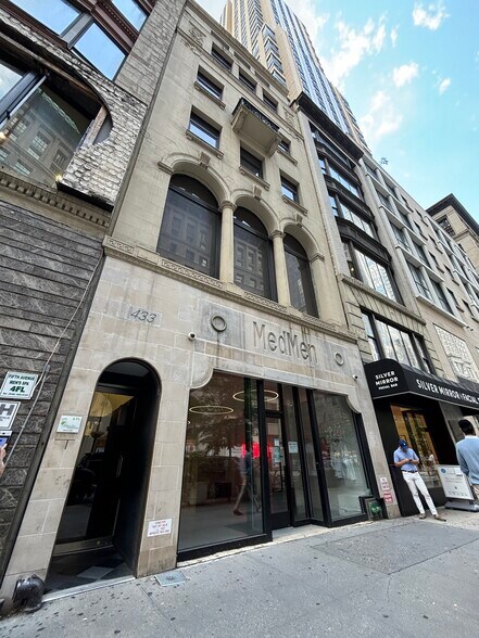 433 Fifth Ave, New York, NY à louer - Photo du bâtiment - Image 3 de 12