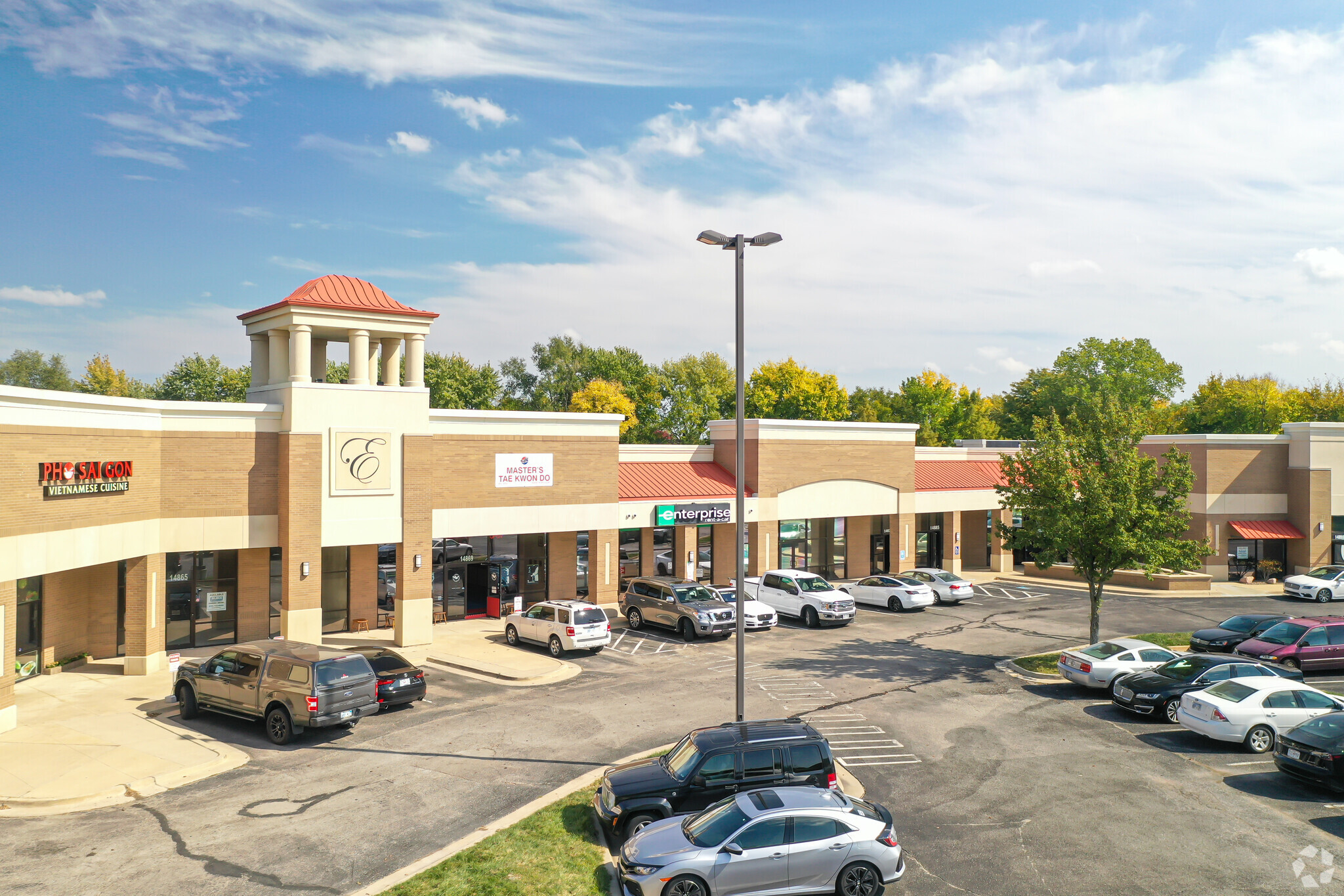 14857-14893 Metcalf Ave, Overland Park, KS for lease Building Photo- Image 1 of 7