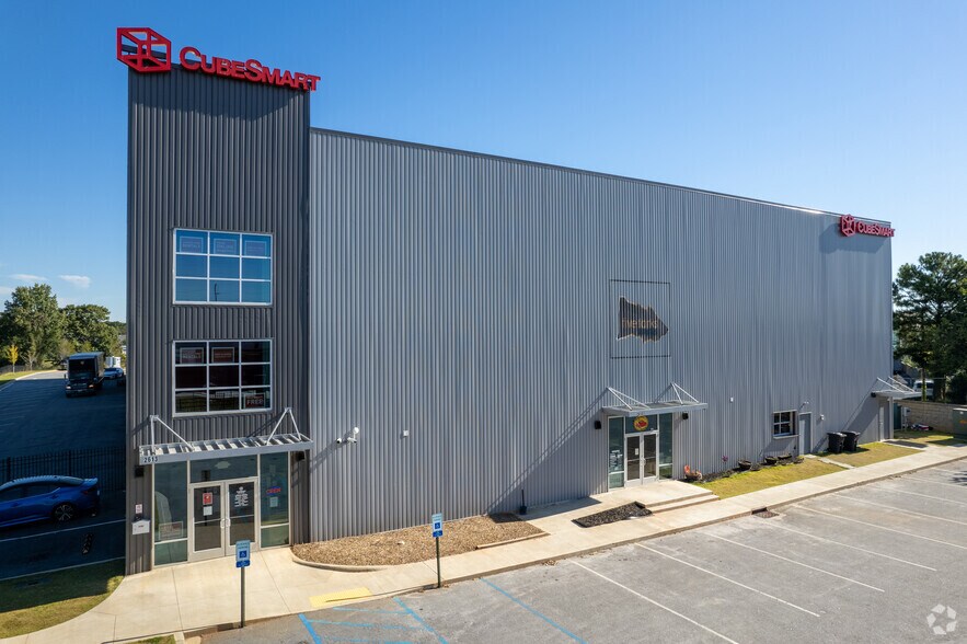 2613 Woodruff Rd, Simpsonville, SC à vendre - Photo du bâtiment - Image 2 de 11