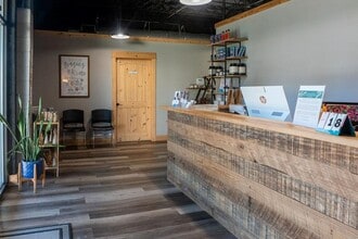 214 S Church St, Dublin, GA for sale Interior Photo- Image 2 of 52