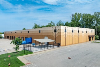 Plus de détails pour 12415 Old Lagrange Rd, Louisville, KY - Industriel à louer