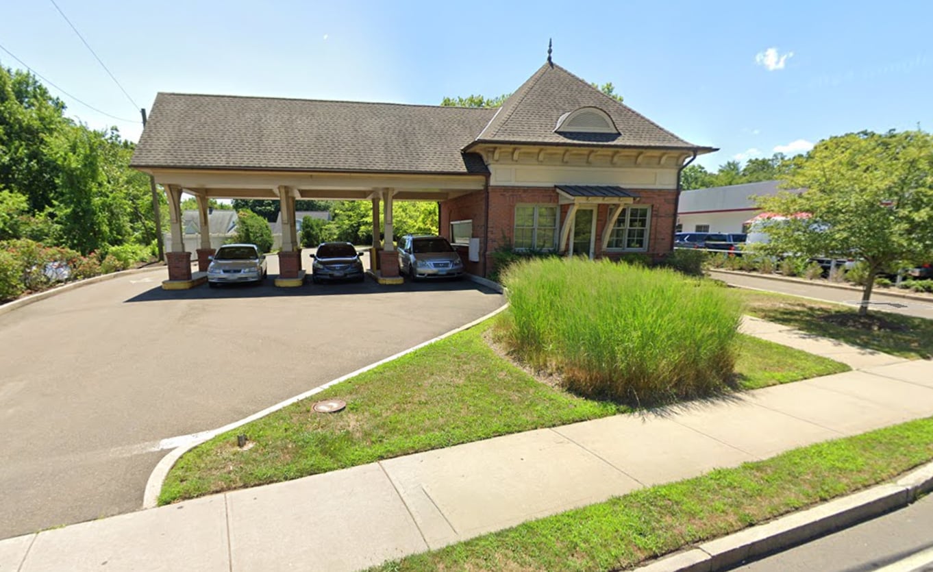 85 East Putnam Ave, Cos Cob, CT for lease Building Photo- Image 1 of 12
