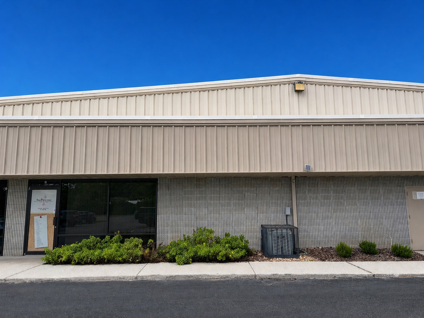 2098 Sprint Blvd, Apopka, FL for lease Primary Photo- Image 1 of 4