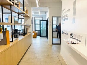 252 W 38th St, New York, NY for lease Interior Photo- Image 2 of 9