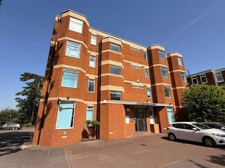 Plus de détails pour Oxford Rd, Aylesbury - Bureau à louer