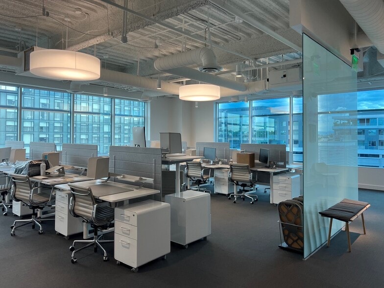 250 Fillmore St, Denver, CO for lease - Interior Photo - Image 2 of 12