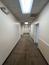 1525 NW 3rd St, Deerfield Beach, FL for lease Interior Photo- Image 2 of 11