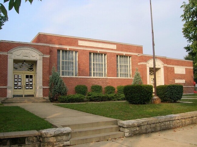 Plus de détails pour 719 S Fayette St, Washington Court House, OH - Flex à vendre