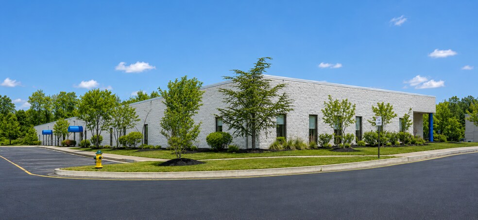307 Ruthar Dr, Newark, DE à vendre - Photo du bâtiment - Image 2 de 7