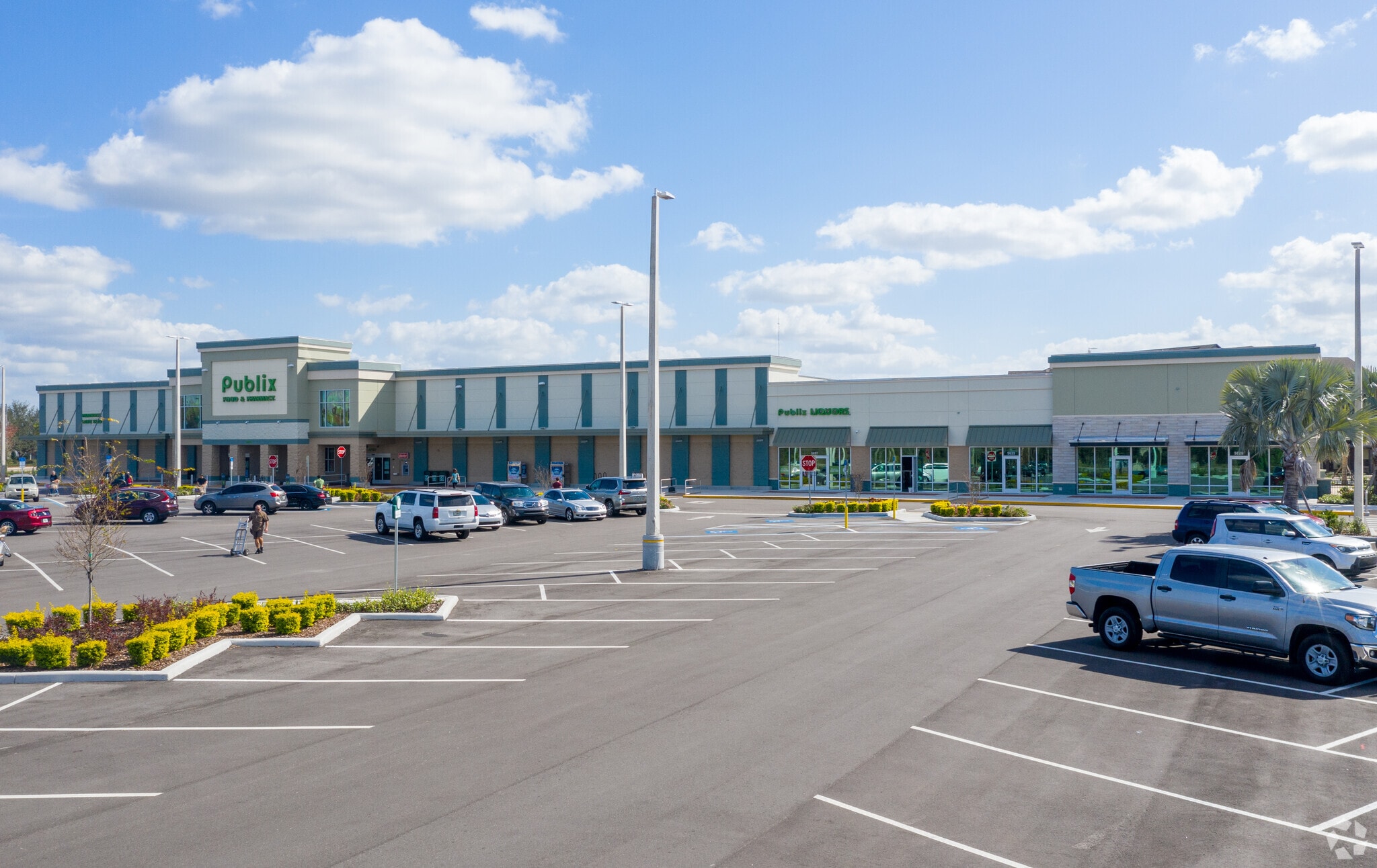 5655 Circa Fishhawk Blvd, Lithia, FL for lease Building Photo- Image 1 of 3