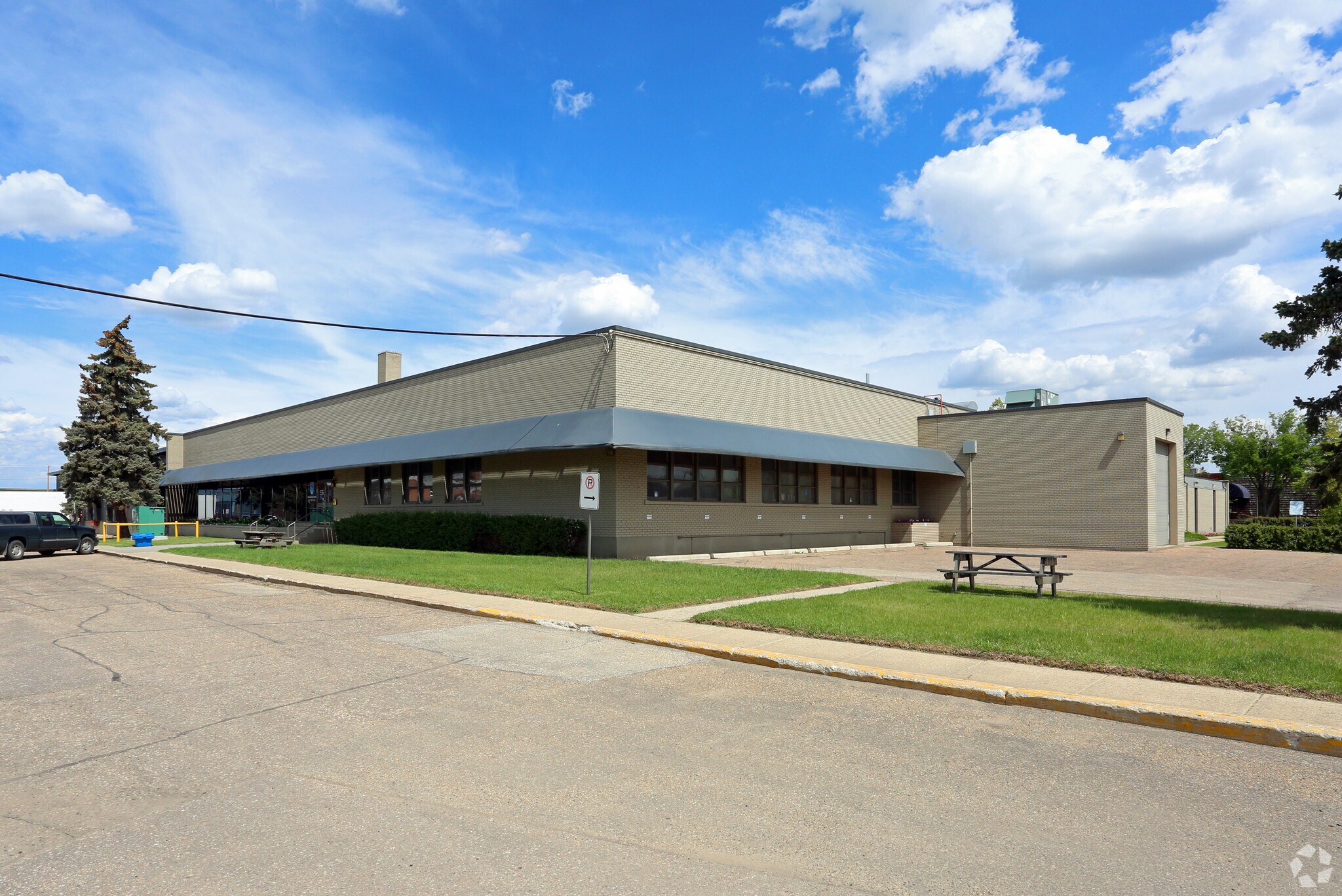 11311 120th St NW, Edmonton, AB for sale Primary Photo- Image 1 of 1