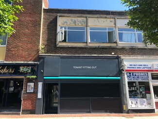 Plus de détails pour 58 West St, Havant - Vente au détail à vendre