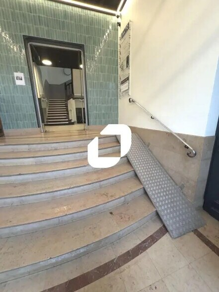 32-34 Allée De La Robertsau, Strasbourg à louer - Hall d’entrée - Image 3 de 9