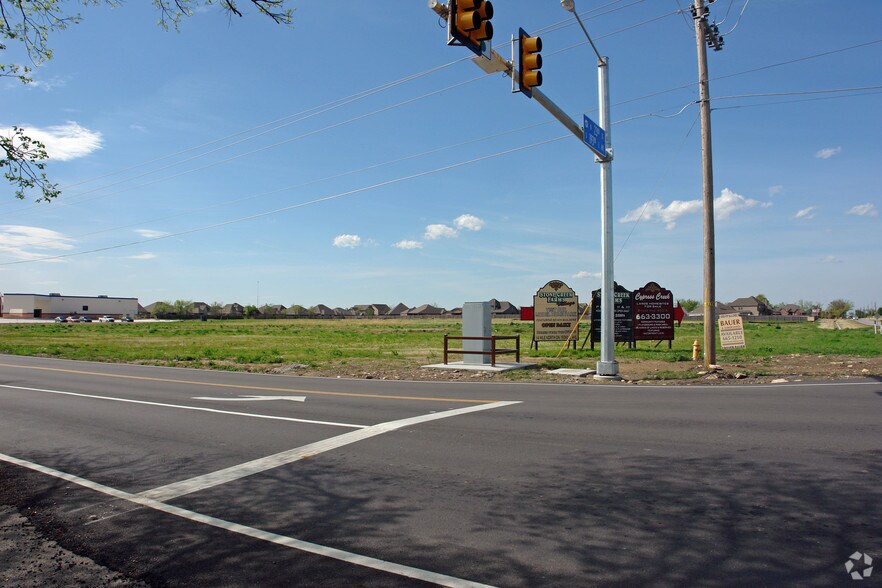 S 193rd Ave, Broken Arrow, OK à vendre - Photo du bâtiment - Image 2 de 4