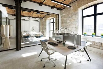 10 Place De La Joliette, Marseille for lease Building Photo- Image 2 of 13