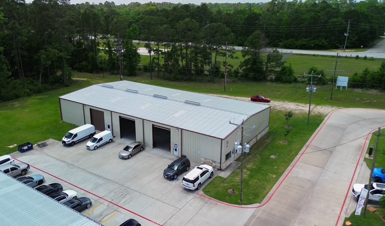 21129 Blair Rd, Conroe, TX à vendre Photo du bâtiment- Image 1 de 6