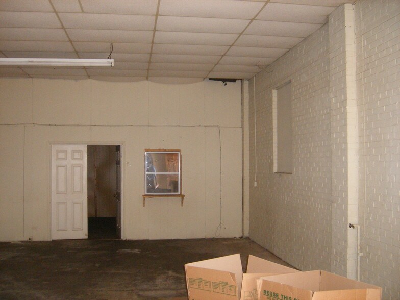 1016 13th St, Columbus, GA à vendre - Photo du bâtiment - Image 2 de 10