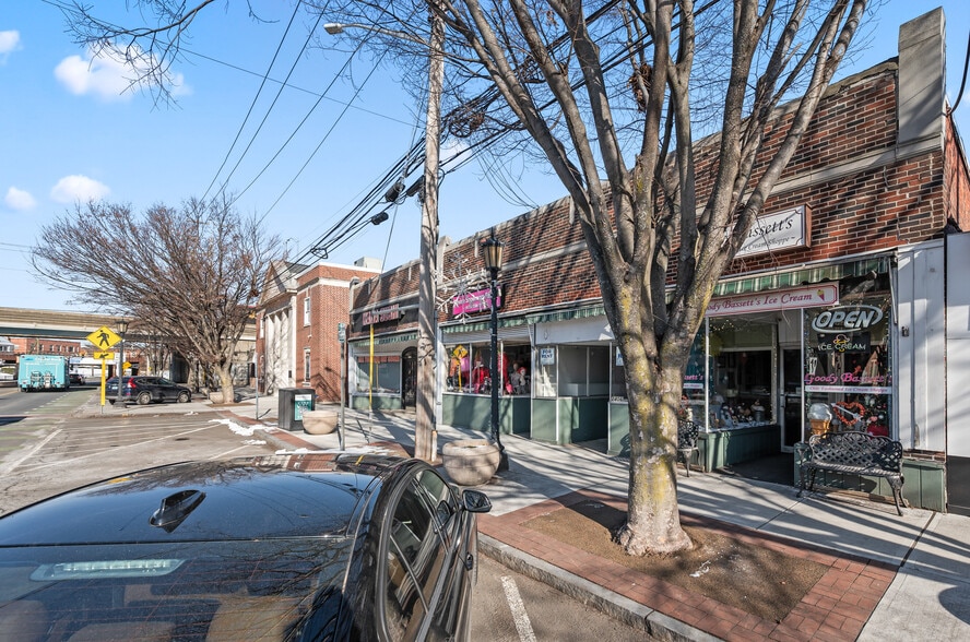 2404-2410 Main St, Stratford, CT for sale - Building Photo - Image 3 of 11