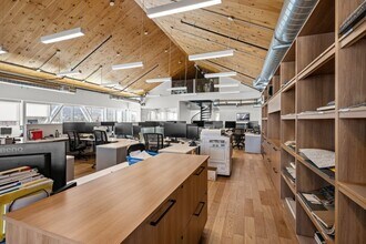 10 Rue Du Diapason, Bromont, QC à louer Photo intérieure- Image 2 de 4