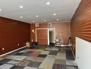 6423 Frederick Rd, Baltimore, MD à louer Photo intérieure- Image 2 de 3