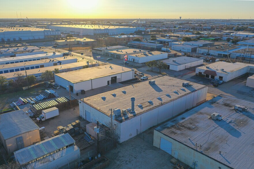 3609 Dividend Dr, Garland, TX à louer - Photo du bâtiment - Image 3 de 4