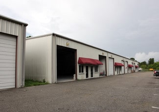 Plus de détails pour 2634 NE 9th Ave, Cape Coral, FL - Industriel à louer