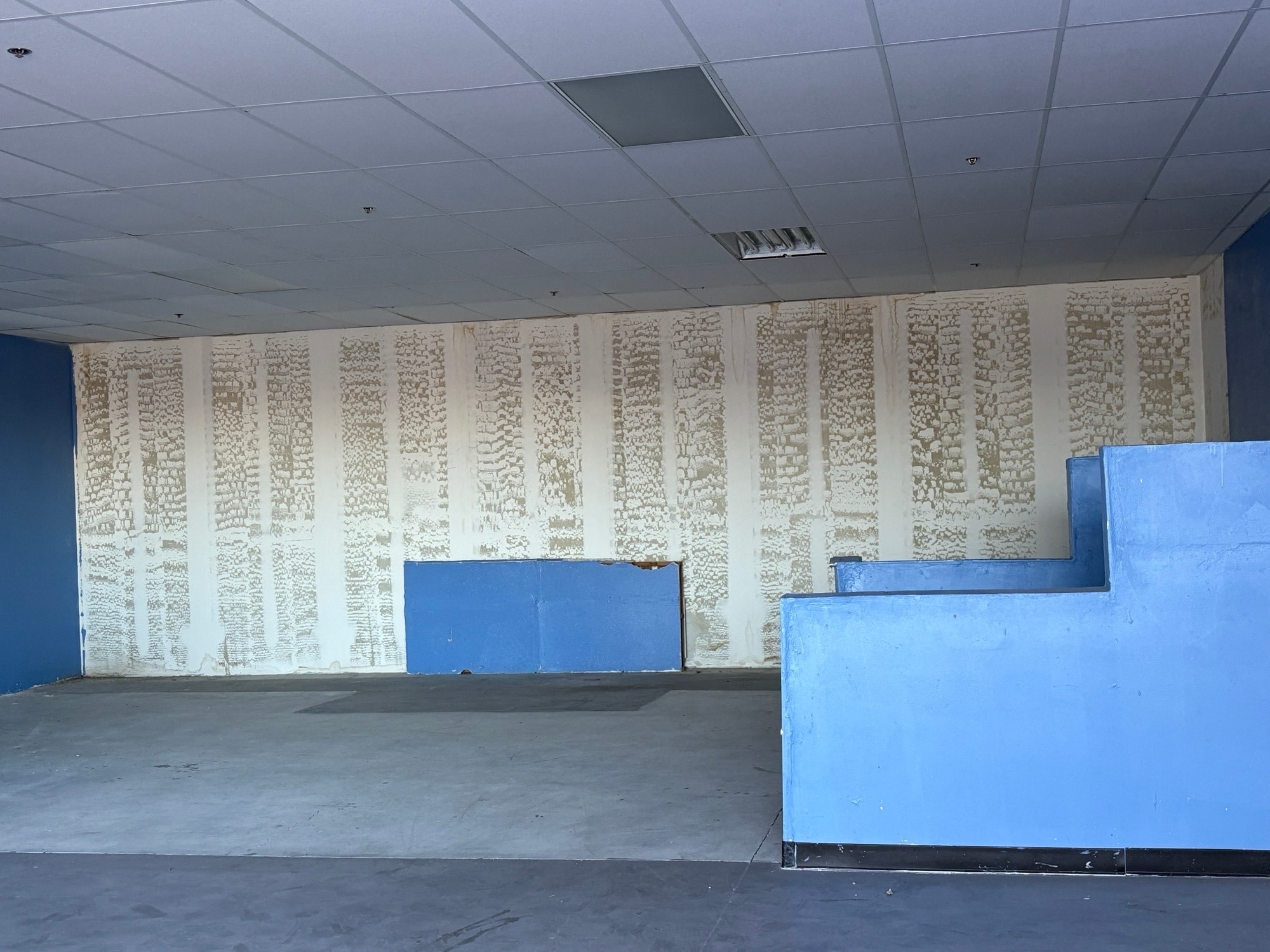 1262-1342 S Country Club Dr, Mesa, AZ à louer Photo intérieure- Image 1 de 2