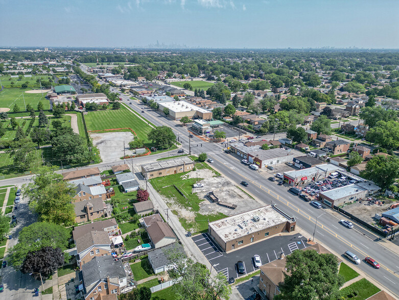 9122 S Kedzie Ave, Evergreen Park, IL à vendre - Aérien - Image 2 de 16