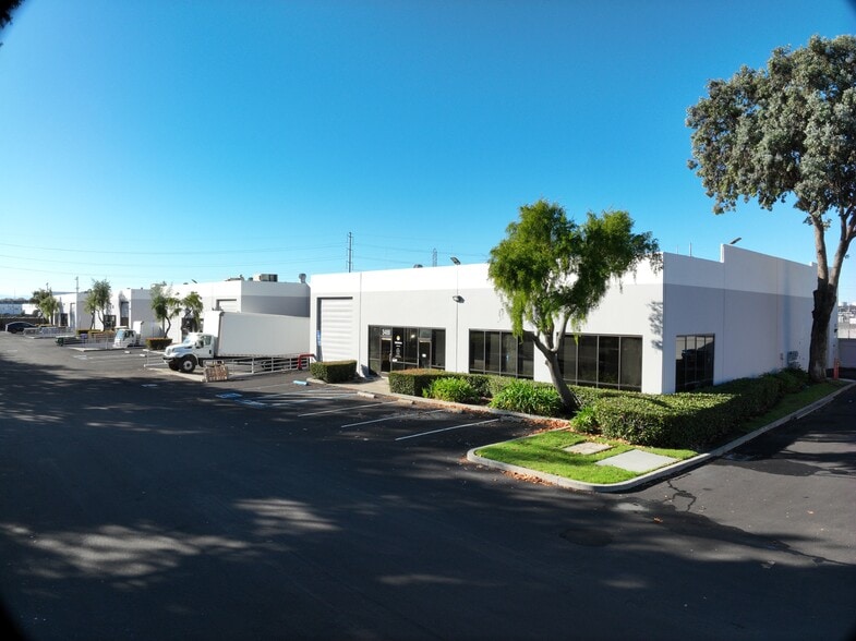 3440-3464 Depot Rd, Hayward, CA for lease - Matterport Community - Image 2 of 10