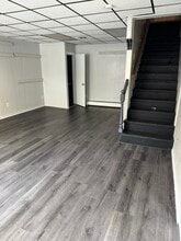 437 Cavitt Ave, Trafford, PA for lease Interior Photo- Image 2 of 8