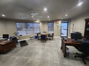 5115 Harvester Rd, Burlington, ON for lease Interior Photo- Image 2 of 8