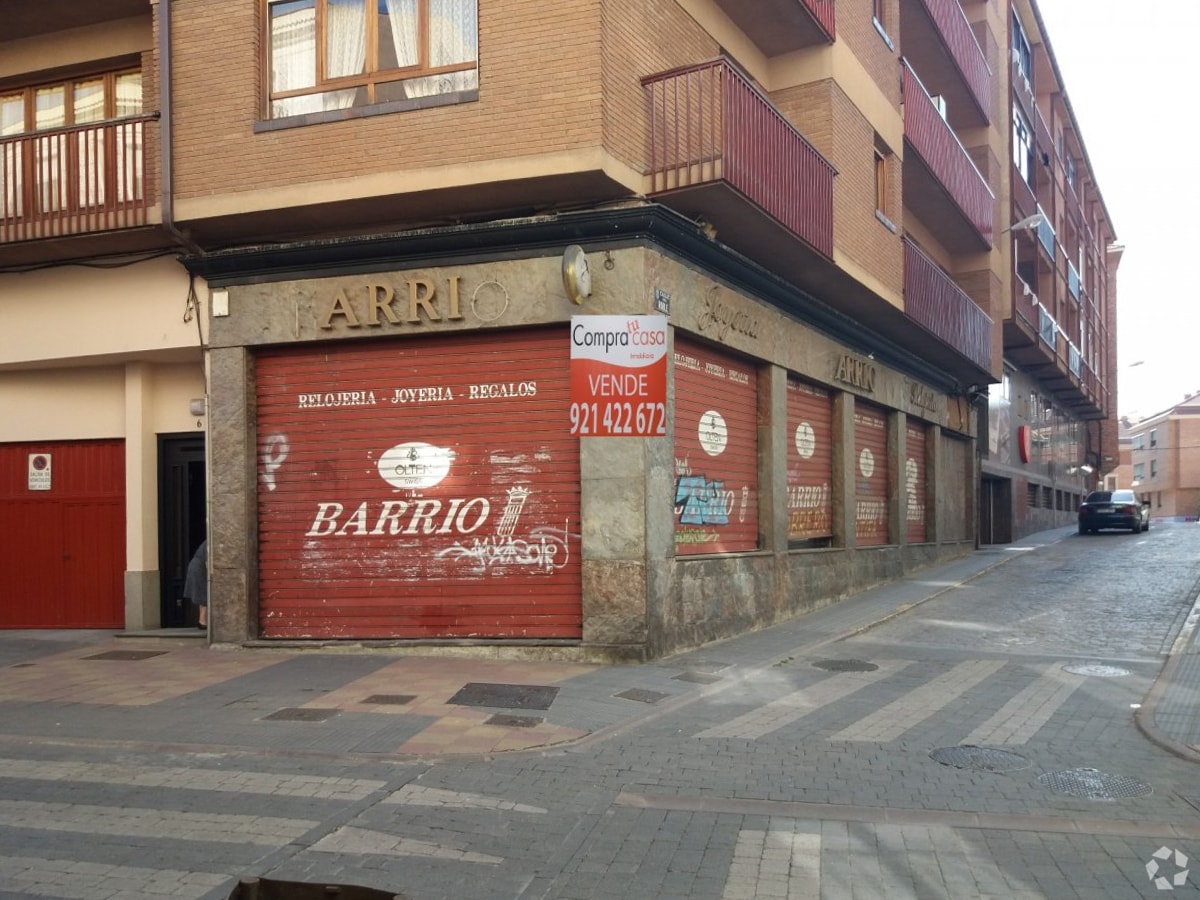 Immeuble residentiel dans Segovia, Segovia à vendre Photo intérieure- Image 1 de 2