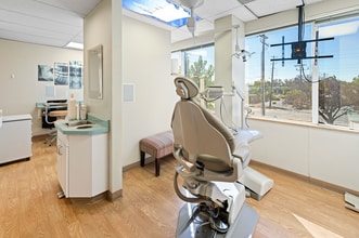 601 W Moana Ln, Reno, NV for lease Interior Photo- Image 2 of 9