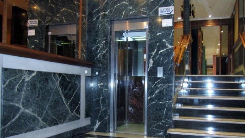 Carrer Enmedio, Castelló de la Plana, Castellón for sale - Lobby - Image 3 of 3