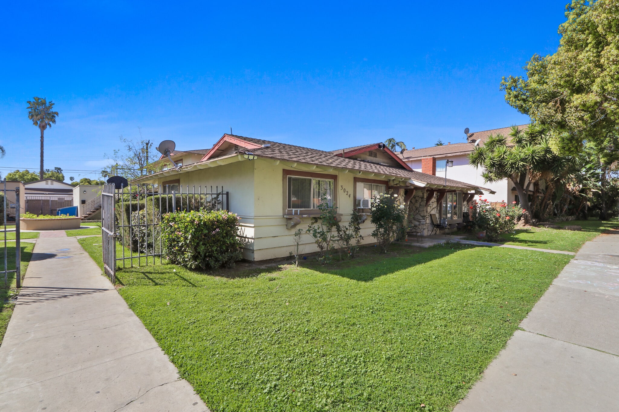 3024 E Topaz Ln, Fullerton, CA for sale Primary Photo- Image 1 of 9