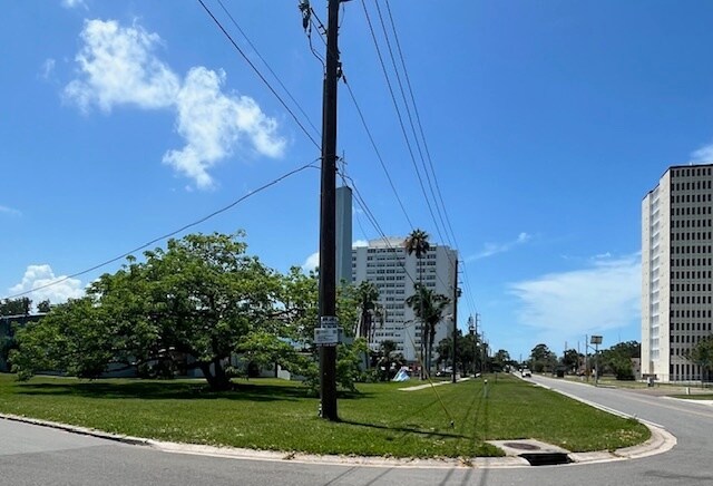 6740 Park St S, South Pasadena, FL à vendre - Photo du bâtiment - Image 3 de 3