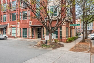 2133 Southend Dr, Charlotte, NC for lease Building Photo- Image 2 of 14