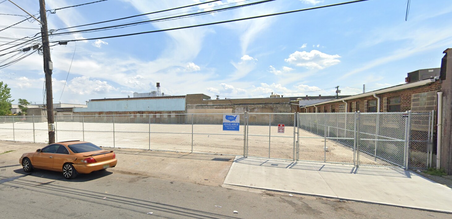 219 Emmet St, Newark, NJ à louer Photo principale- Image 1 de 3