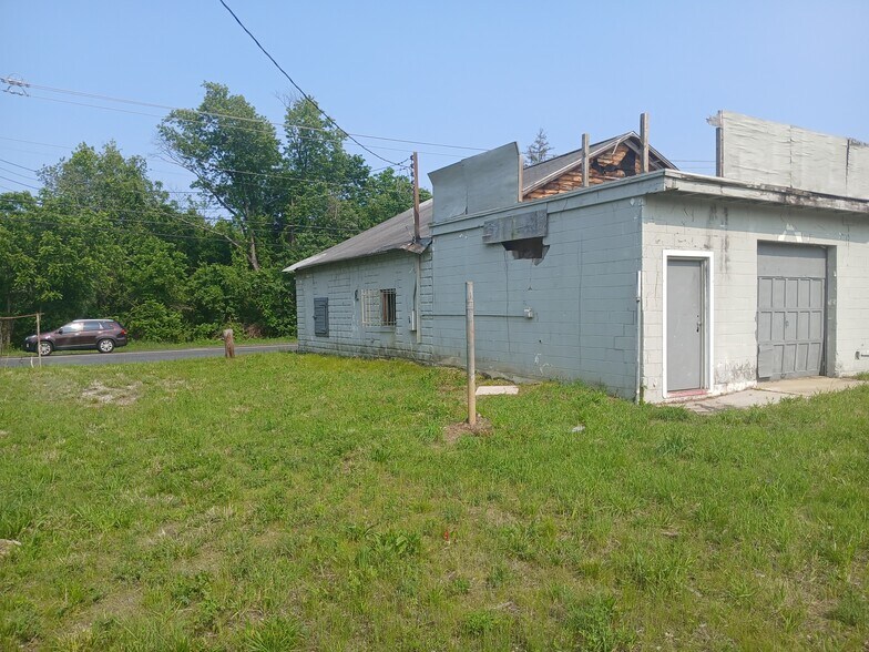 100 Tuckahoe Rd, Sewell, NJ à vendre - Photo du bâtiment - Image 2 de 14