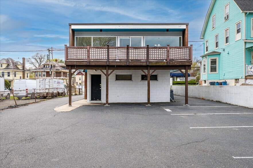 167-169 N Main St, Milltown, NJ à vendre - Photo du bâtiment - Image 2 de 53