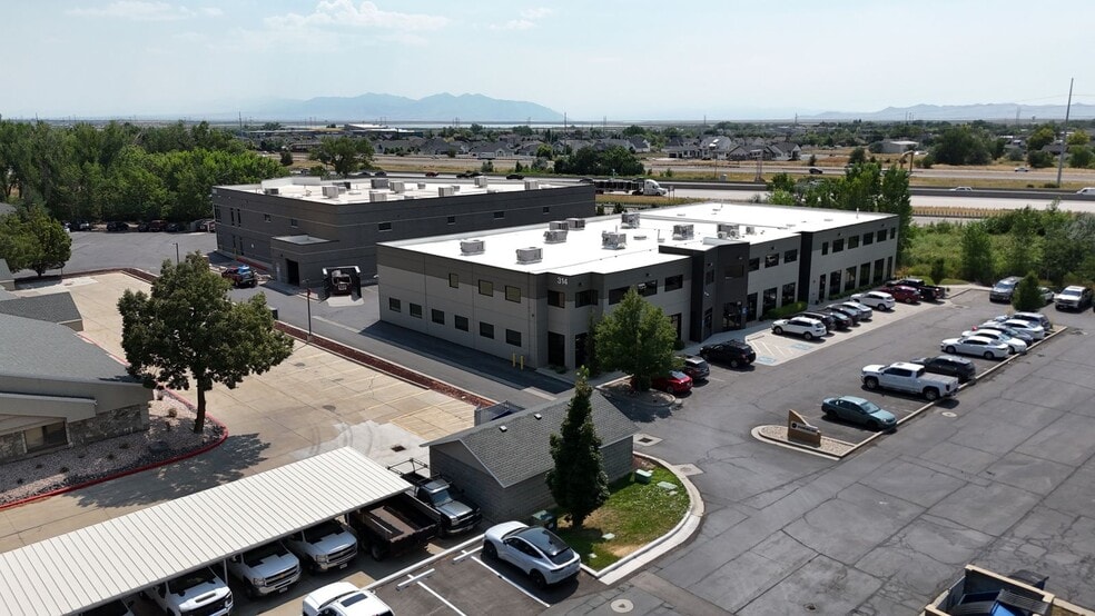360 S 200 W, Farmington, UT à louer - Aérien - Image 2 de 5