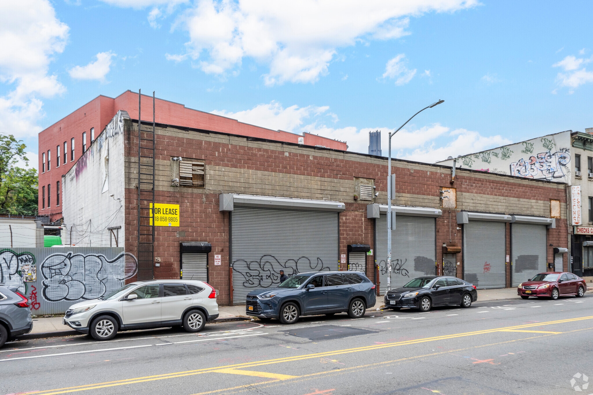 114-120 Flushing Ave, Brooklyn, NY for lease Primary Photo- Image 1 of 4