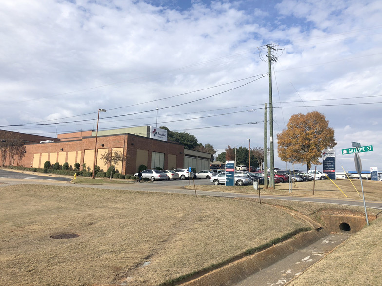 880 Gillespie St, Prattville, AL for lease - Building Photo - Image 2 of 29