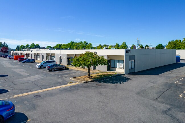 Plus de détails pour 11171 Horseshoe Way, Richmond, BC - Flex à vendre