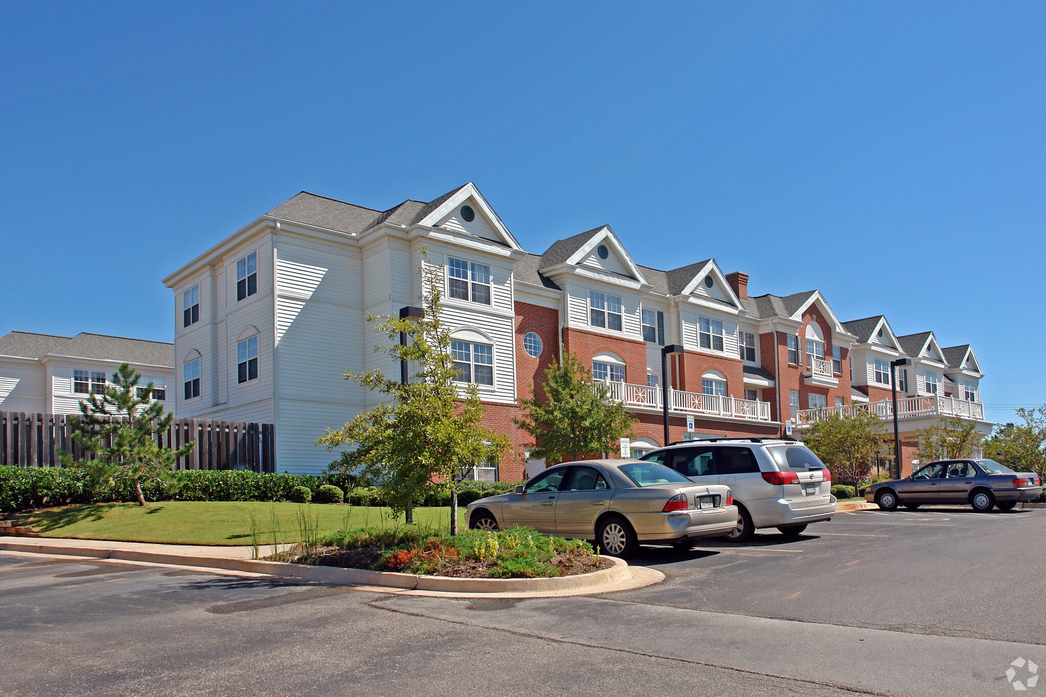 12928 N May Ave, Oklahoma City, OK for sale Primary Photo- Image 1 of 5