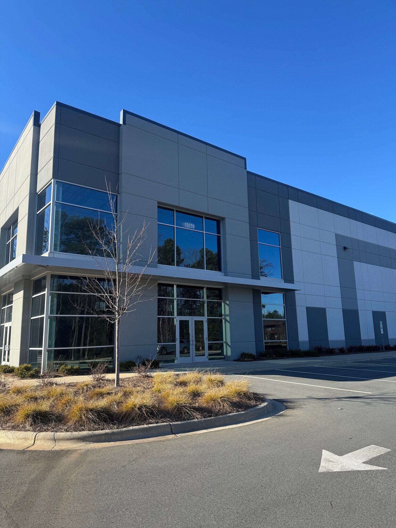 13359 Reese Blvd, Huntersville, NC for lease Primary Photo- Image 1 of 6