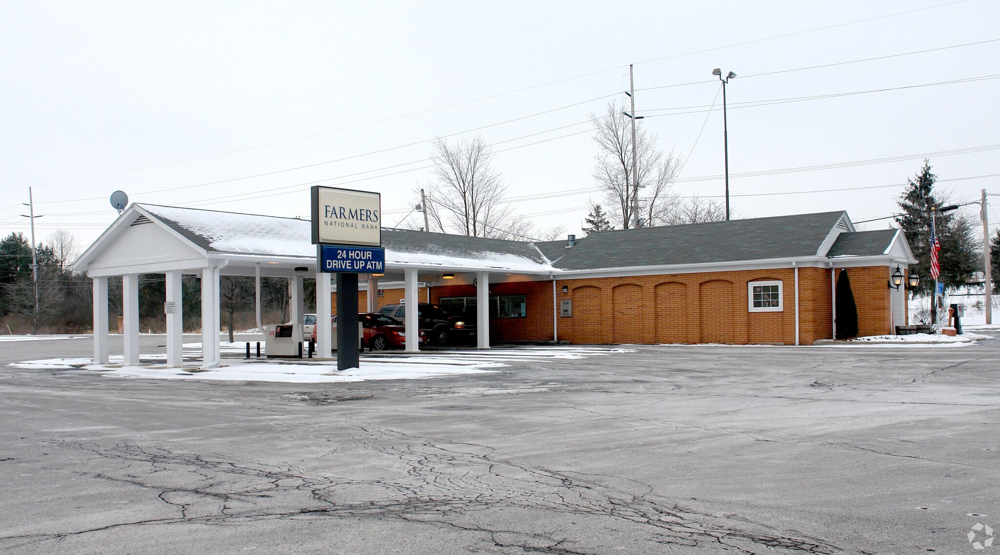 405 E Main St, Canfield, OH à louer Photo principale- Image 1 de 5